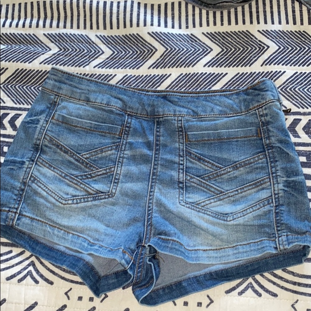 Shorts bundle!!💰 - Picture 2 of 12